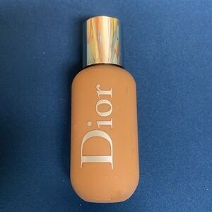 Dior Backstage Face & Body Foundation 4C